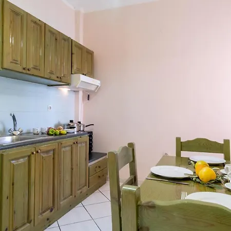 Apostolos 3 Apartment Pondi